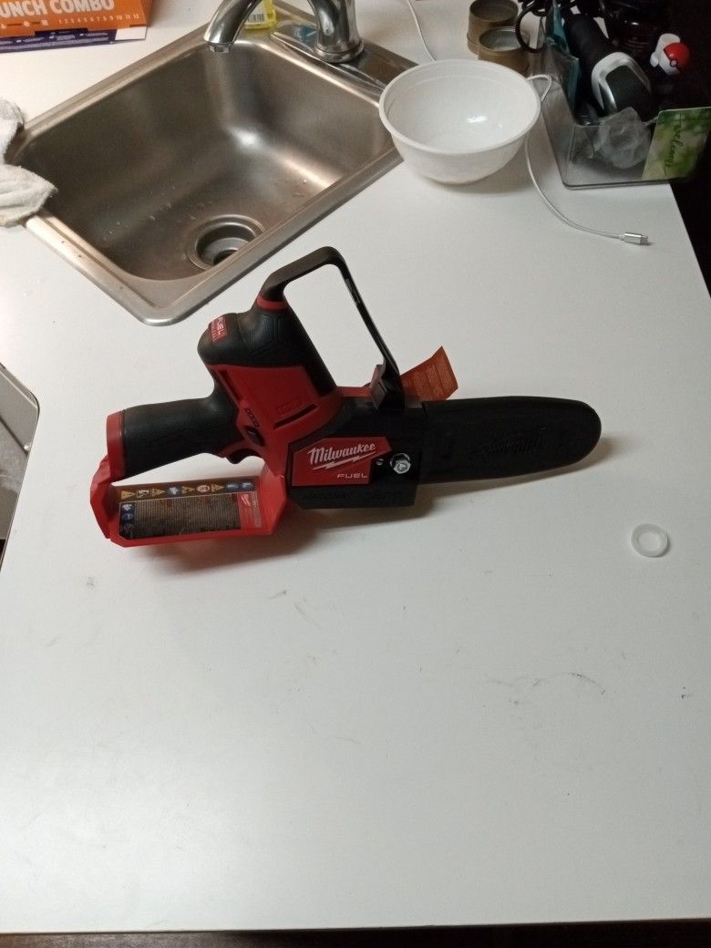 Milwaukee Hatchet Pruning Saw Tool Only