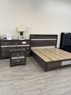NEW QUEEN BEDROOM SET ( King Available )