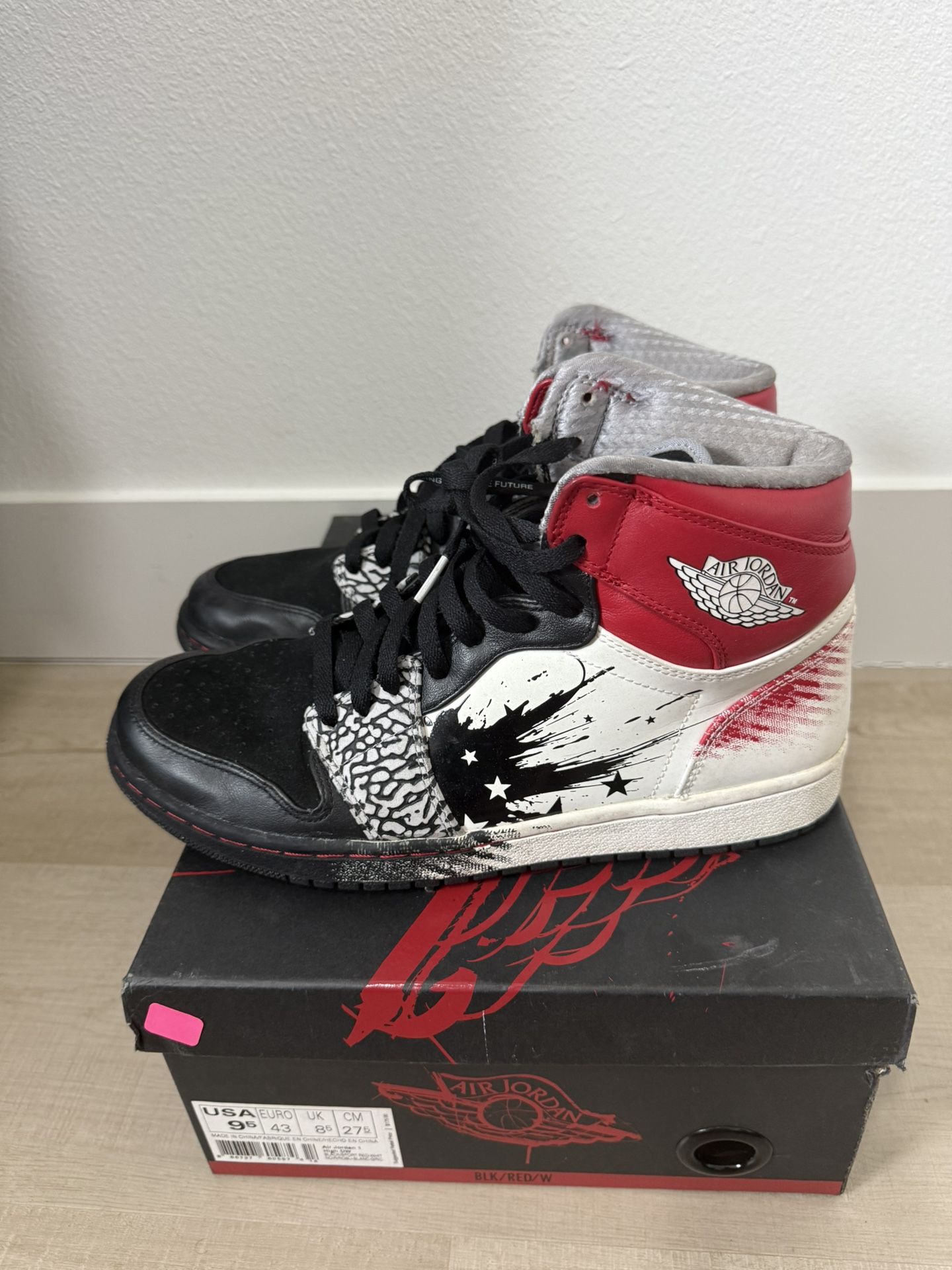 Nike Air Jordan 1 Retro Dave White Wings Of The Future 2012 Sz 9.5