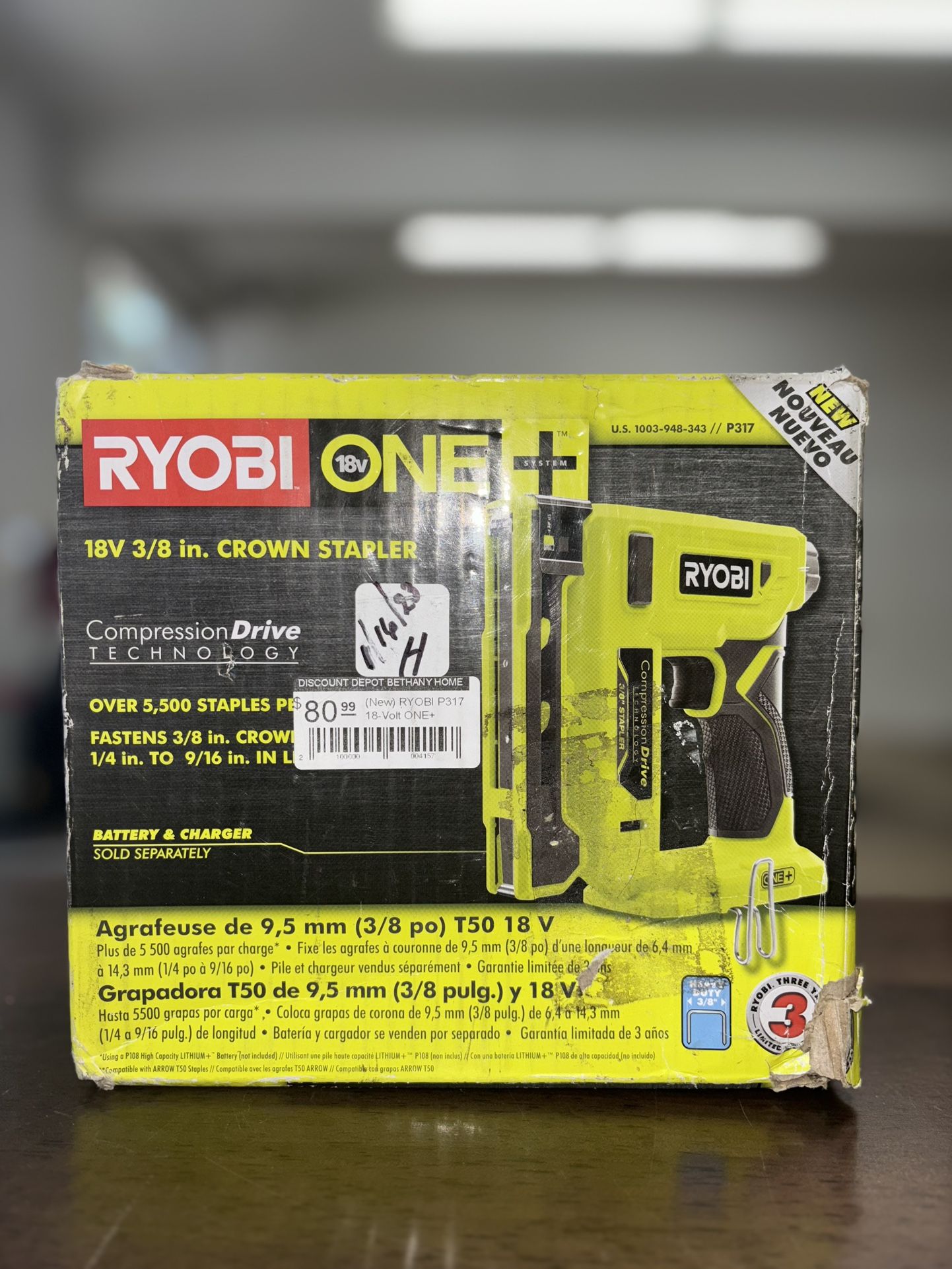 RYOBI ONE+ 18V Compression Drive Cordless 3/8 in. Crown Stapler