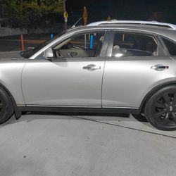 2004 Infiniti Fx35