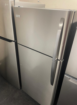Frigidaire Top Freezer Fridge – Stainless, clean and ready