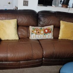 Leather Recliner Set. 