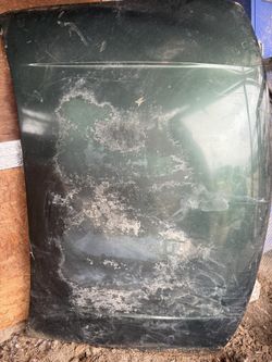 2002 gmc Sierra hood $100 