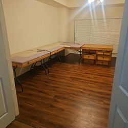 Free Model Train Table 4 Pieces