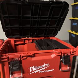Two 22” Rolling Milwaukee Packouts
