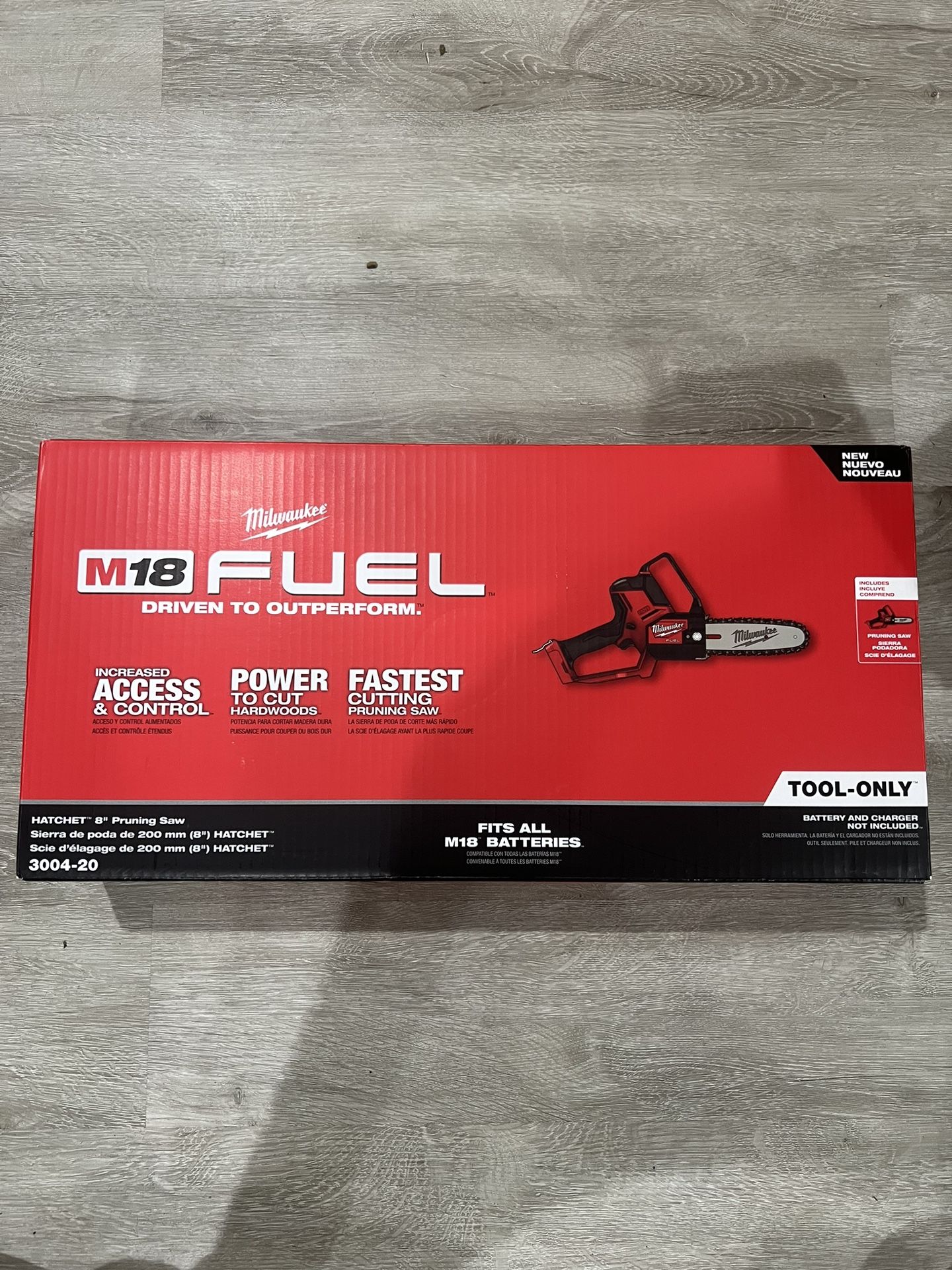 Milwaukee 18v 8 In Hatchet Pruning Saw (tool Only)
