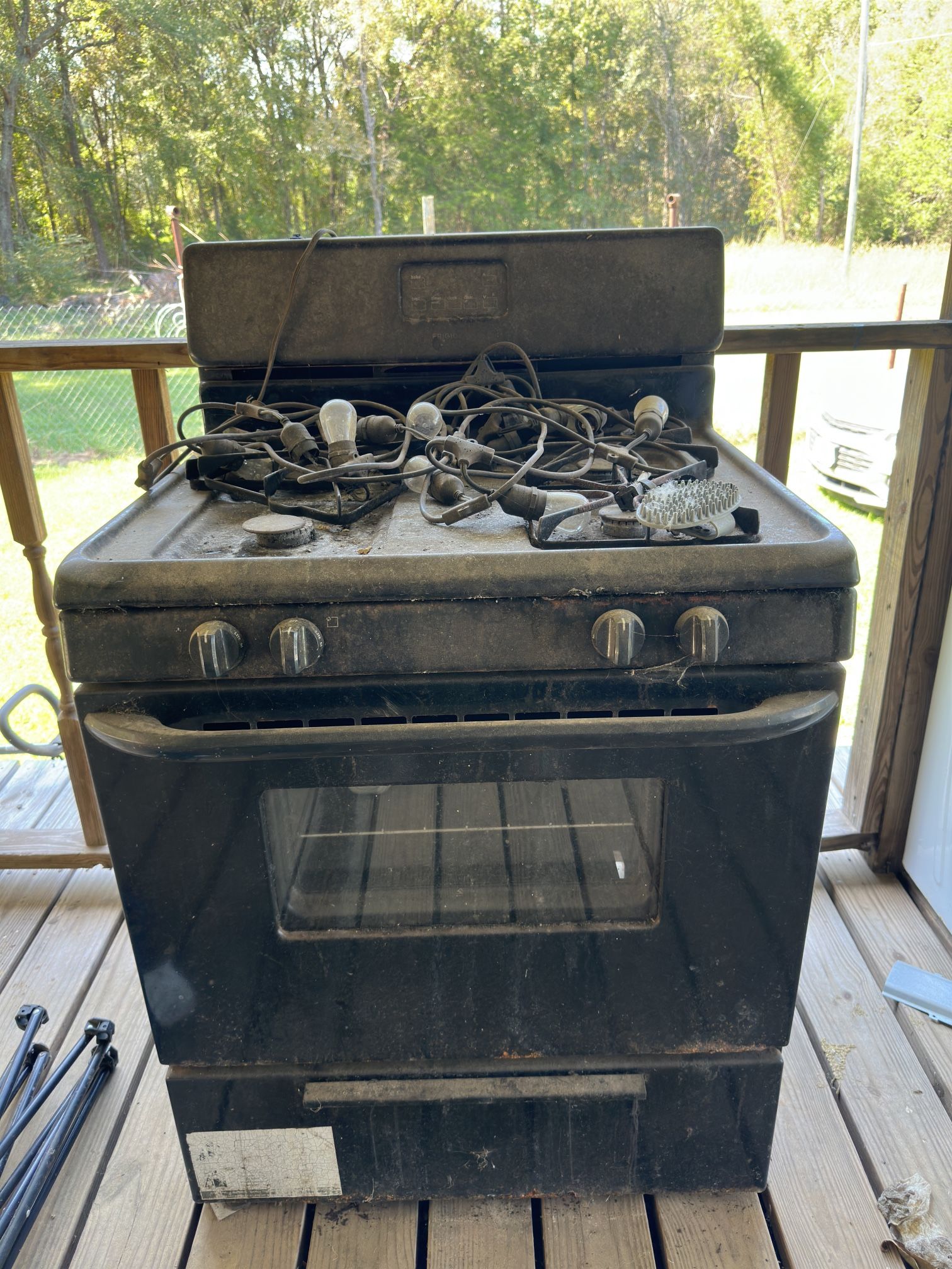 Frigidaire Gas stove