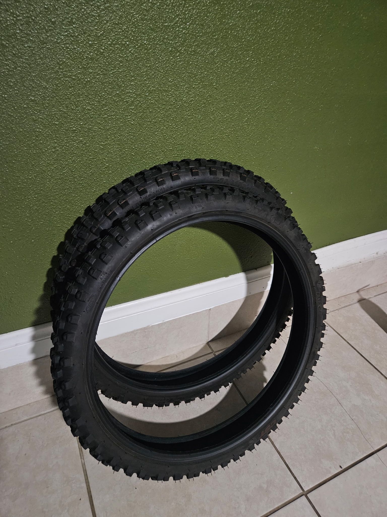 Stock Surron Tires  70/100x19