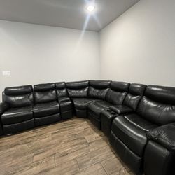 Black Leather Couch 