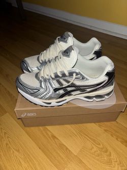 ASICS Gel-Kayano Sneakers