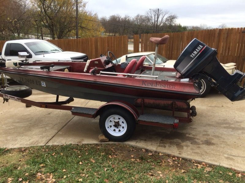 1991 kingfisher bass boat with 85hp Yamaha runs great
