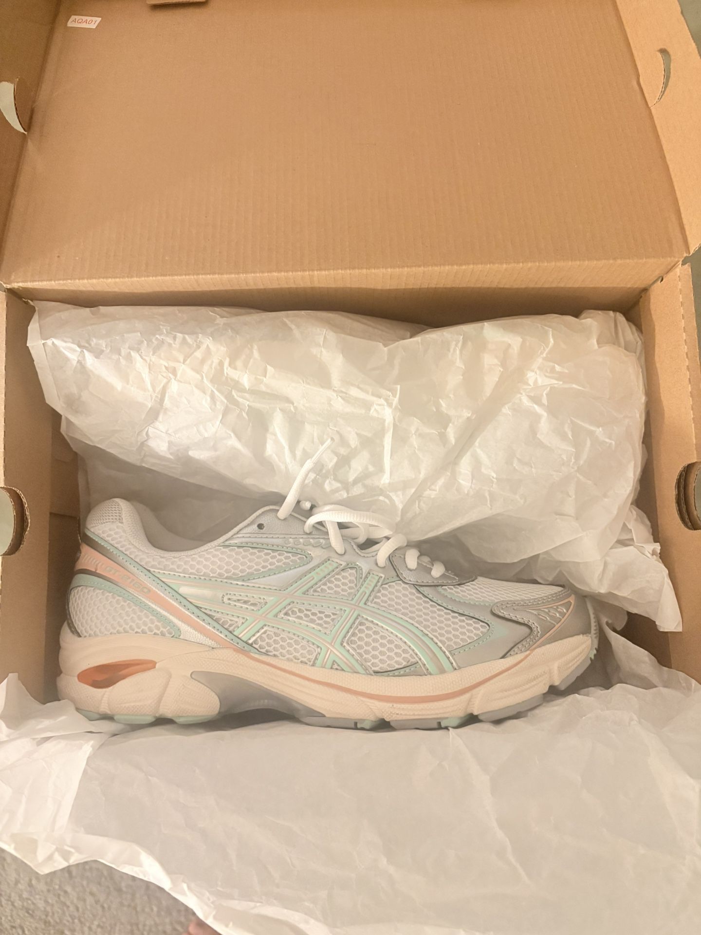 Men’s Asics 8.5 $50