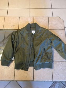 5t Toddler bomber jacket(Baby Gap)