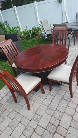 Free Table