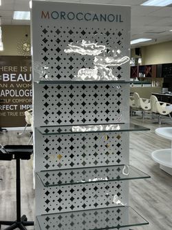 Moraccanoil Retail Display