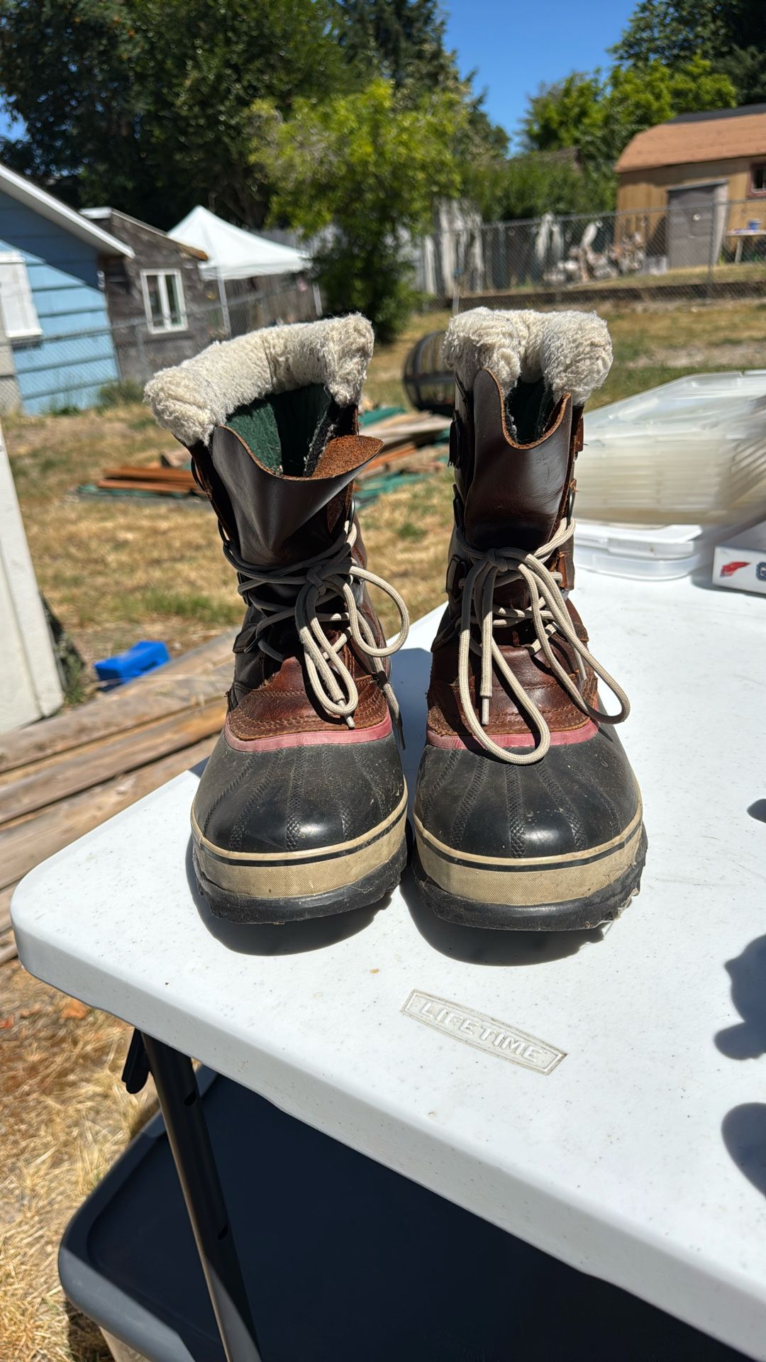 Sorel Men’s Size 9 Boots