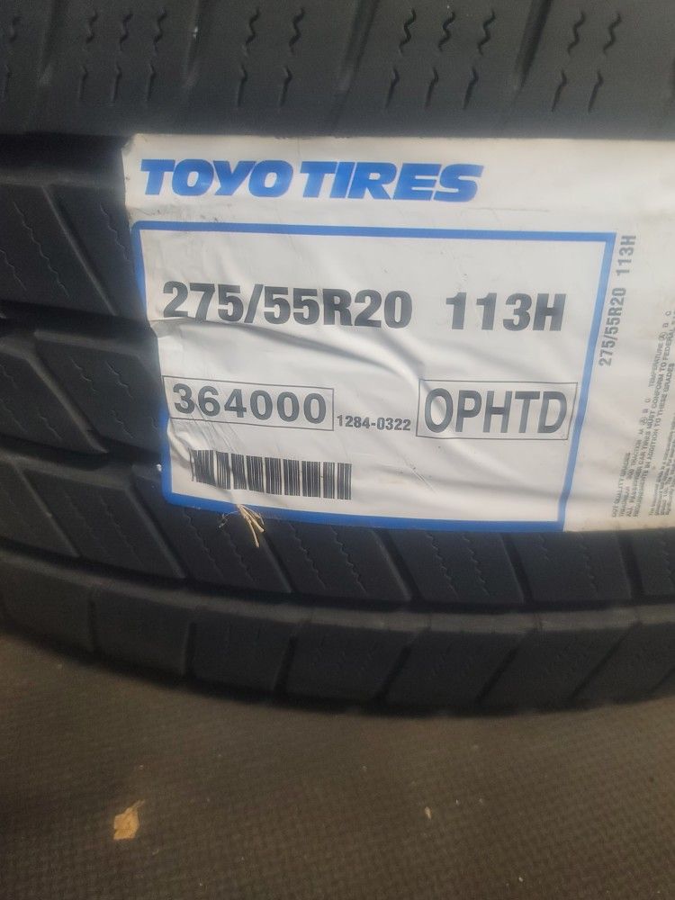 275/55/20 4 Toyo Tires