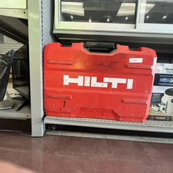 (77163) HILTI HAMMER DRILL
