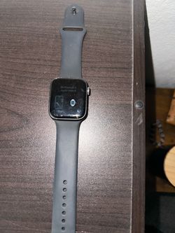 Apple Watch Series 5 44mm