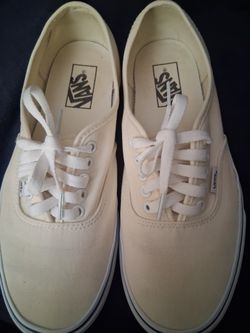 TENIS VANS SIZE 9.