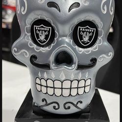 LAS VEAGS RAIDERS SUGAR SKULL HEAD STATUE
