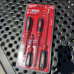 Milwaukee Insulated Screwdriver Set.
