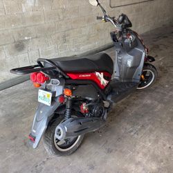 Motocicleta 125cc Scuter