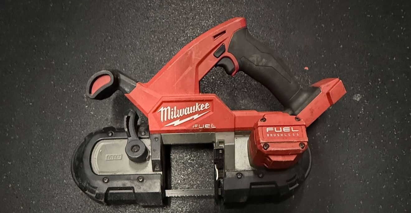 Milwaukee Bandsaw