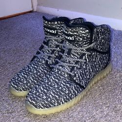 size 9.5 Coodo unisex LED light up shoes