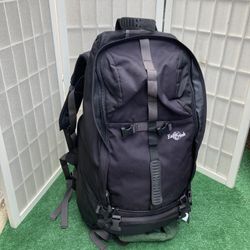 Hiking Eagle Creek Backpack Excellent Condition 