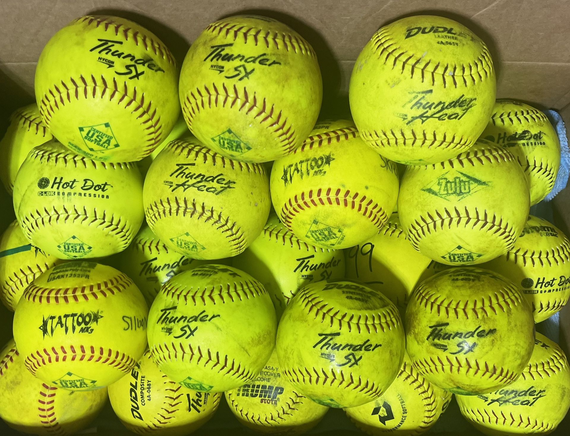 26 High Quality, Slow Pitch Balls: Thunder Sx, Hot Dot, Tattoo, Others 