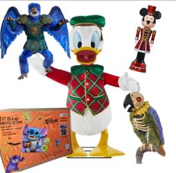 Large Animatronics for sale. Disney universal Christmas and Halloween