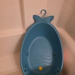SkipHop Baby Bath Tub