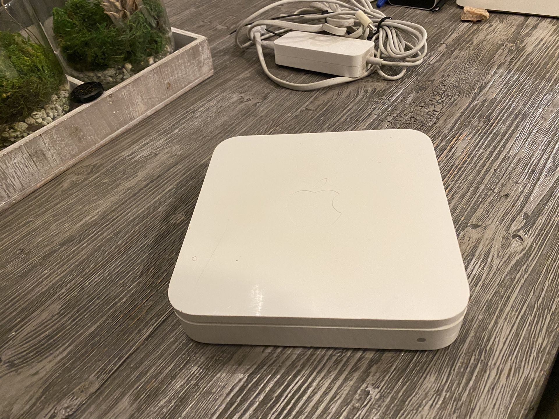 Apple AirPort Extreme A1143