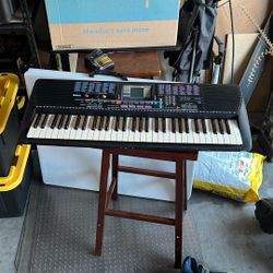 Yamaha Keyboard PSR – 220