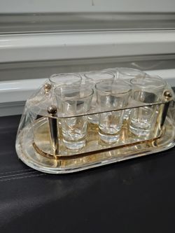 SHOT GLASS HOLDER AND TRAY