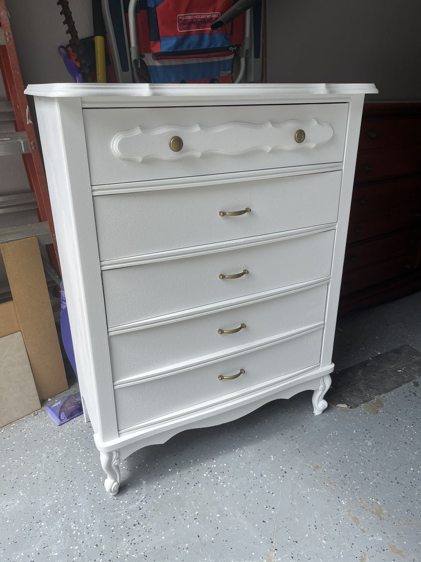 Dresser