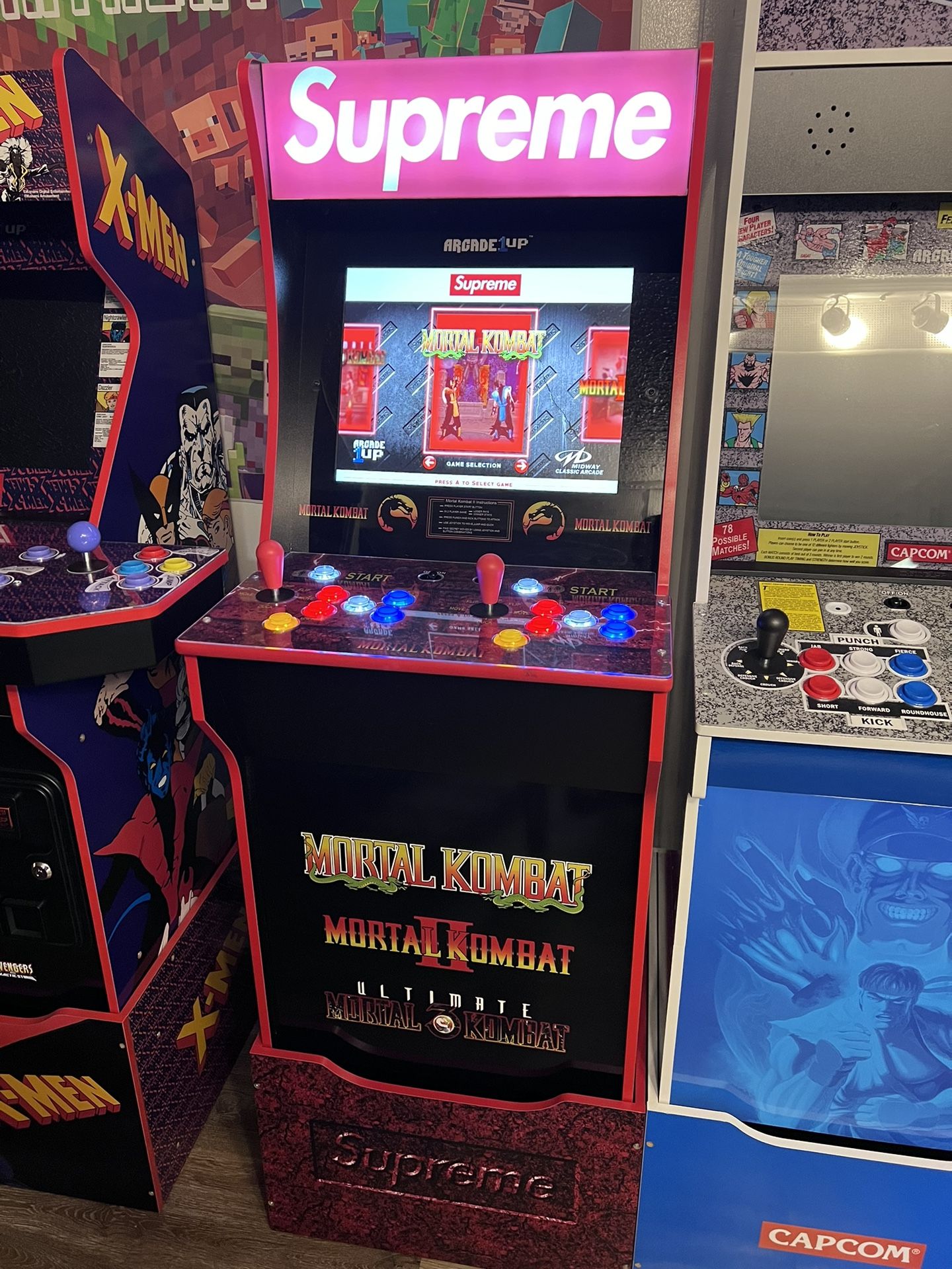 Supreme Mortal Kombat Arcade 1up $600