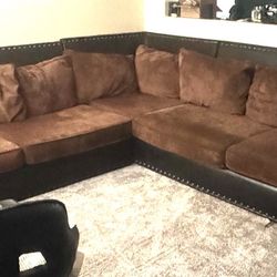 Leatherback Sectional Couch