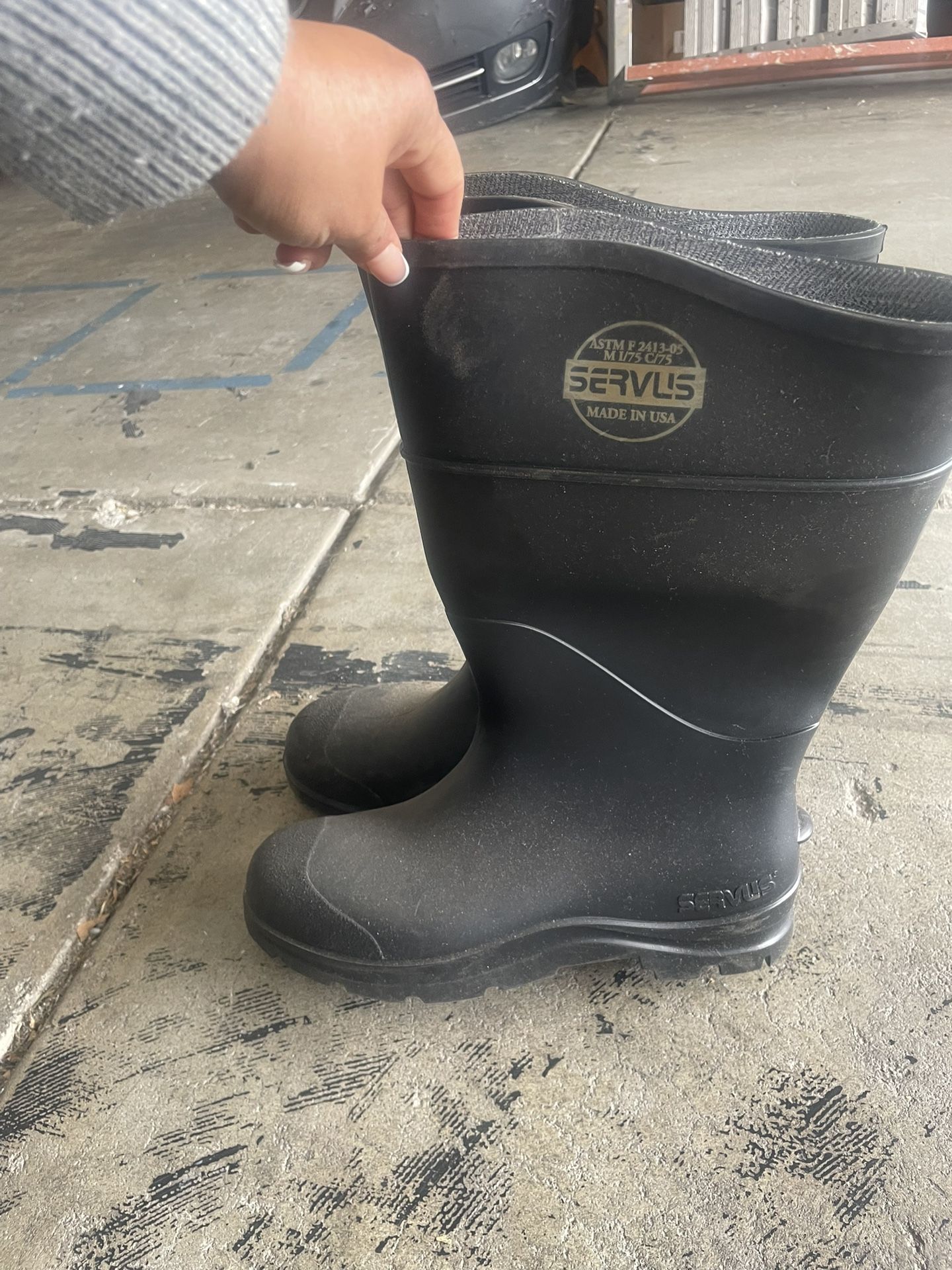 Servus Rubber Boots- Size 10