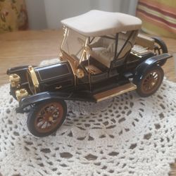 1910 Cadillac Model Thirty Classic Car Made By Franklin Mint Die Cast Collection 