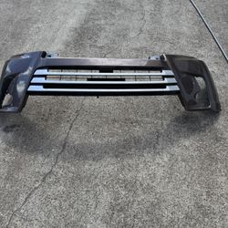 2014-2019 Toyota Highlander Front Bumper And Girl 