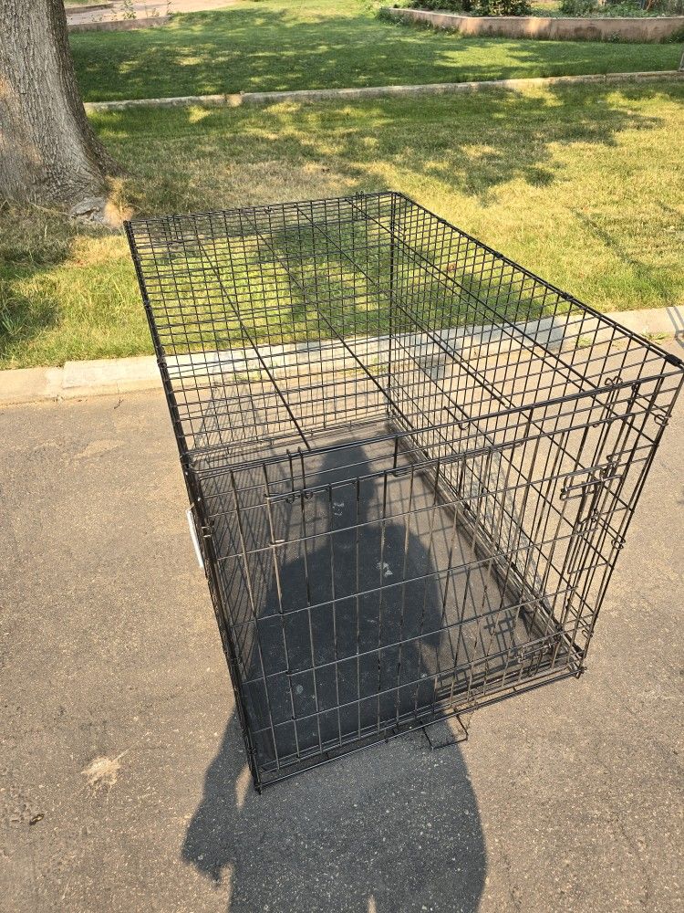 Collapsible Dog Crate/ Kennel