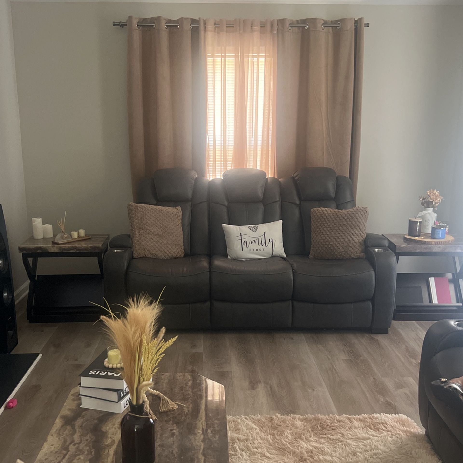 2pc LEATHER Recliners