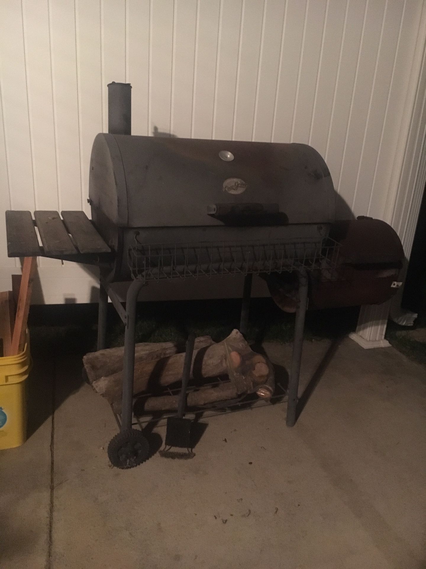 Charcoal grill smoker