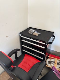 Husky 4-drawer rolling cabinet  with barber chair / barber setup