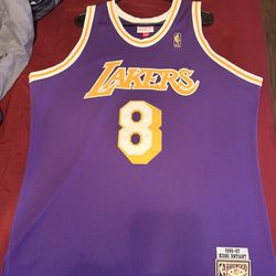 Hardwood Classics, Kobe Bryant Jersey!
