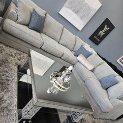 ✨️ Sectionals, 2pc Sofas ✨️ Furniture Queen Bedrooms, Dining Avail