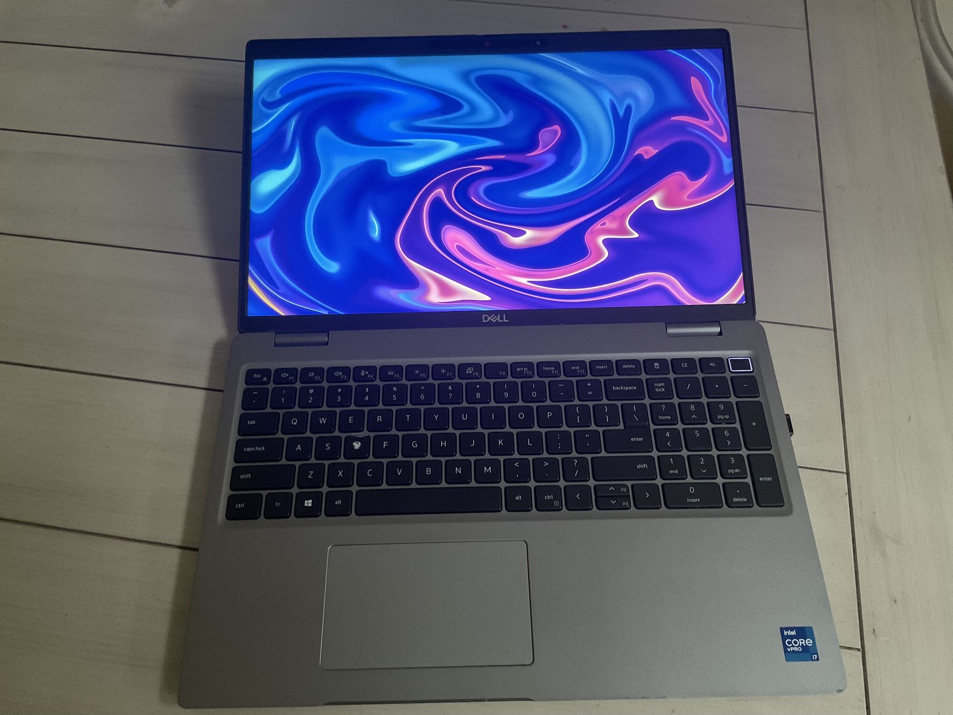 Dell Latitude 5520 Core i7 1185G7 32GB RAM 256GB NVME 1080p 15.6” Touchscreen Business Laptop